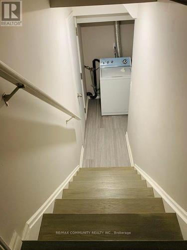 3336 Stoney Crescent, Mississauga, ON - Indoor Photo Showing Laundry Room