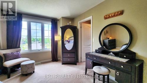 17 Silver Maple Crescent, Barrie, ON - Indoor
