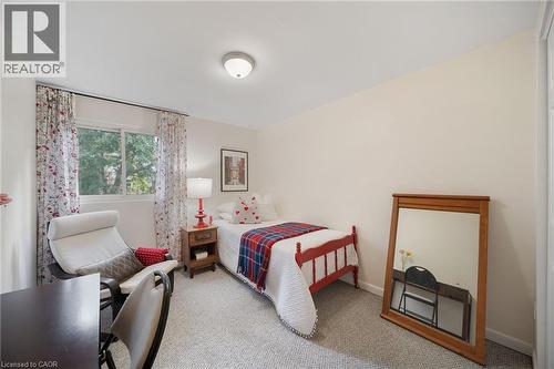 Bedroom 1 - 4 Patrice Court, Dundas, ON - Indoor Photo Showing Bedroom