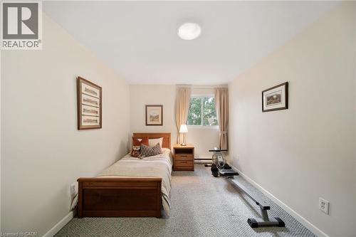Bedroom 2 - 4 Patrice Court, Dundas, ON - Indoor Photo Showing Other Room