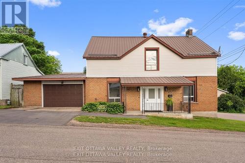 164 MAPLE AVENUE  Pembroke, ON K8A 1L2