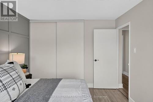 2998 Fairlea Crescent, Ottawa, ON - Indoor Photo Showing Bedroom