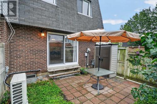 2998 Fairlea Crescent, Ottawa, ON - Outdoor With Exterior
