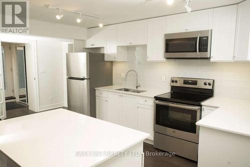 2 PRINCESS ANNE CRESCENT , Toronto, Ontario M9A 2N8 4