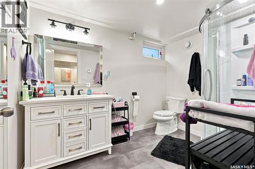 1810 Morgan Avenue, Saskatoon, SK - Indoor Photo Showing Bathroom