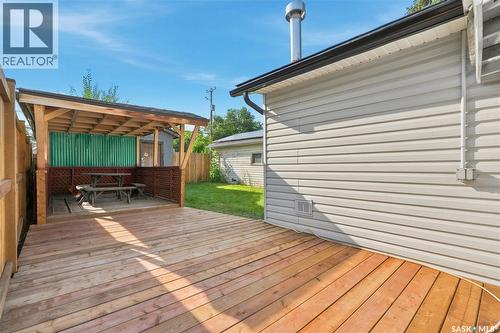 423 E Avenue S, Saskatoon, SK - Outdoor With Deck Patio Veranda With Exterior