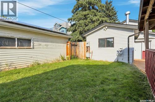 423 E Avenue S, Saskatoon, SK - Outdoor