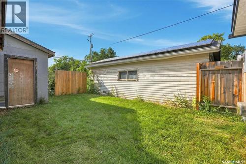 423 E Avenue S, Saskatoon, SK - Outdoor