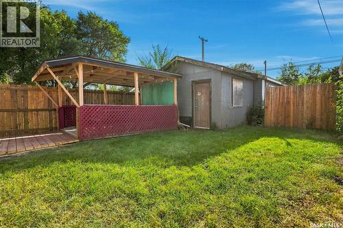 423 E Avenue S, Saskatoon, SK - Outdoor