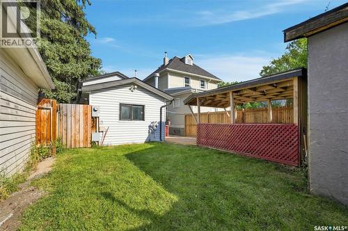 423 E Avenue S, Saskatoon, SK - Outdoor With Deck Patio Veranda
