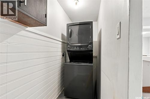 423 E Avenue S, Saskatoon, SK - Indoor Photo Showing Laundry Room