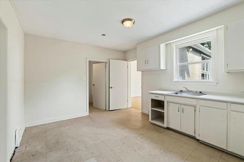 287 Boyd Avenue, Winnipeg, MB - Indoor