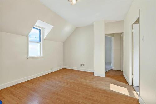 287 Boyd Avenue, Winnipeg, MB - Indoor Photo Showing Other Room