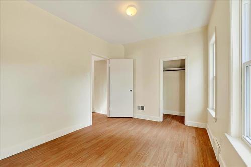 287 Boyd Avenue, Winnipeg, MB - Indoor Photo Showing Other Room
