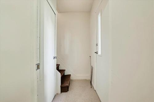 287 Boyd Avenue, Winnipeg, MB - Indoor Photo Showing Other Room