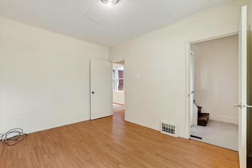 287 Boyd Avenue, Winnipeg, MB - Indoor Photo Showing Other Room