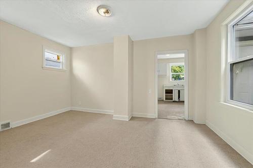 287 Boyd Avenue, Winnipeg, MB - Indoor Photo Showing Other Room