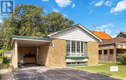 712 BRIMLEY ROAD  Toronto, ON M1J 1C2