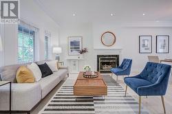 5 LUXTON AVENUE  Aurora, ON L4G 7J5