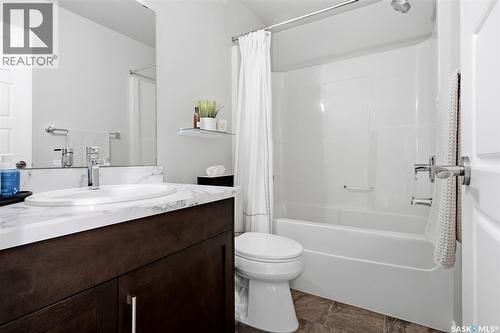5306 Mcclelland Drive, Regina, SK - Indoor Photo Showing Bathroom