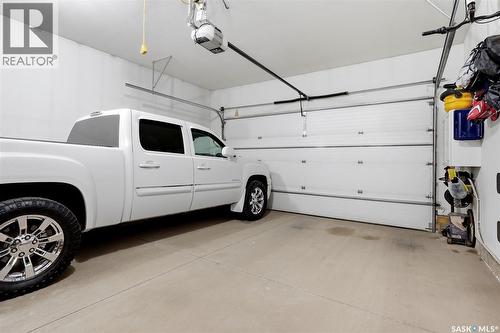 5306 Mcclelland Drive, Regina, SK - Indoor Photo Showing Garage