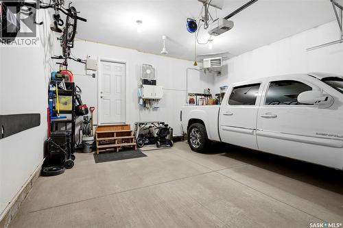 5306 Mcclelland Drive, Regina, SK - Indoor Photo Showing Garage