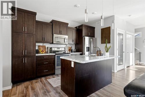 5306 Mcclelland Drive, Regina, SK - Indoor Photo Showing Kitchen With Upgraded Kitchen