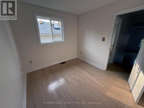 43 Falconridge Drive, Hamilton, ON - Indoor Photo Showing Other Room