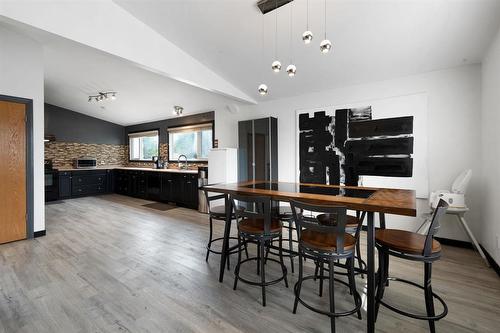 14 Mansard Close, Winnipeg, MB - Indoor Photo Showing Other Room