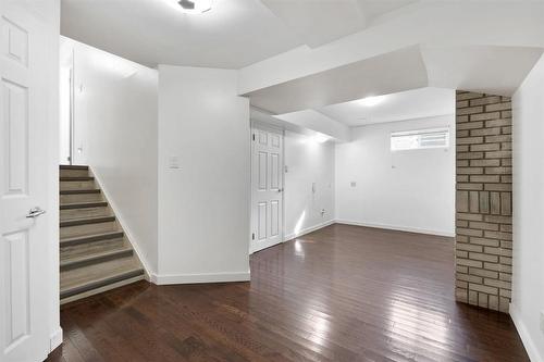 14 Mansard Close, Winnipeg, MB - Indoor Photo Showing Other Room