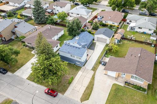 14 Mansard Close, Winnipeg, MB - Outdoor With View