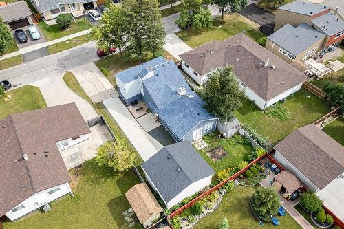 14 Mansard Close, Winnipeg, MB - Outdoor With View