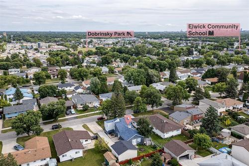 14 Mansard Close, Winnipeg, MB - Outdoor With View