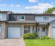 19-1330 Trowbridge Drive  Oshawa, ON L1G 7L1