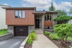 965 Rue de Belgrade O.  Laval (Auteuil), QC H7K 3K6