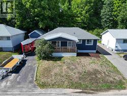 44 Axmith AVE Elliot Lake, ON P5A 1B7