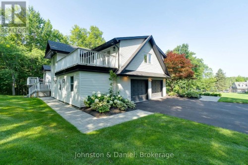 2340 Britannia Road, Burlington, ON - Outdoor