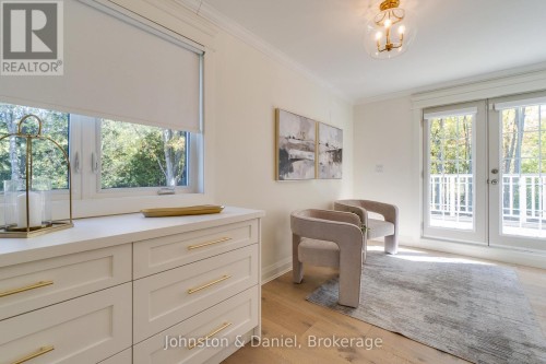 2340 Britannia Road, Burlington, ON - Indoor