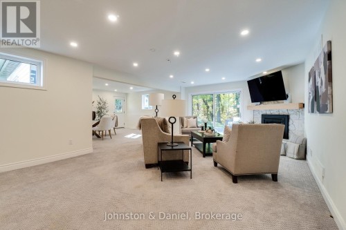 2340 Britannia Road, Burlington, ON - Indoor With Fireplace