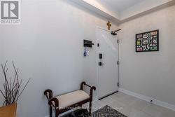 Foyer - 