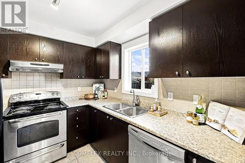 5 Rich Crescent, Whitby, ON - Indoor Photo Showing Kitchen With Double Sink