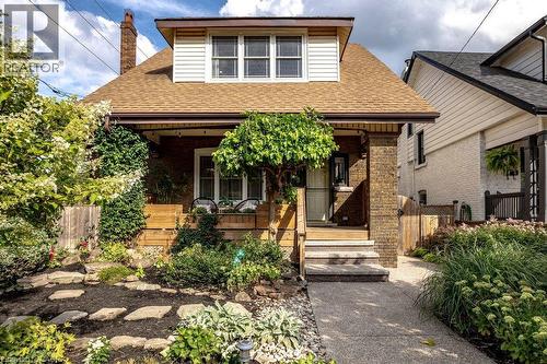 57 BALSAM Avenue S  Hamilton, ON L8M 3B2