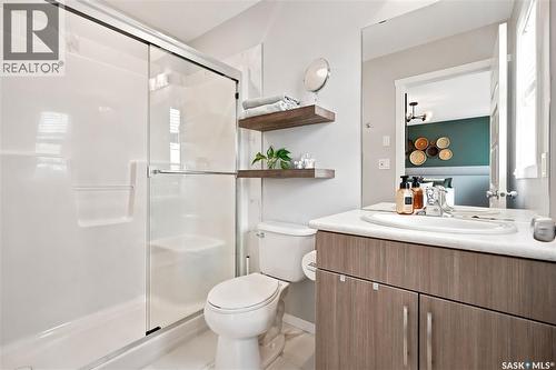 5485 Cade Street E, Regina, SK - Indoor Photo Showing Bathroom