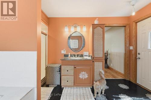 109 Goderich Street, Central Huron (Hullett), ON - Indoor Photo Showing Bathroom