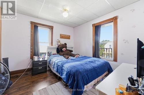 109 Goderich Street, Central Huron (Hullett), ON - Indoor Photo Showing Bedroom