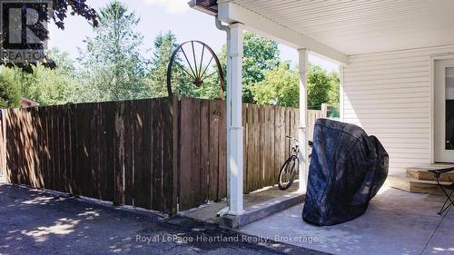 109 Goderich Street, Central Huron (Hullett), ON - Outdoor With Exterior