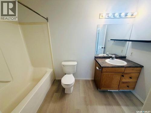 3287 Woodhams Drive, Regina, SK - Indoor Photo Showing Bathroom