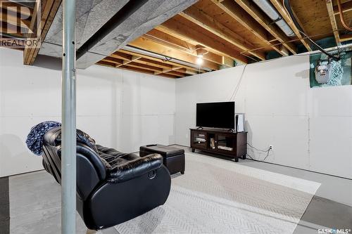 5871 Mckinley Avenue, Regina, SK - Indoor Photo Showing Basement