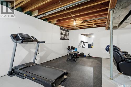 5871 Mckinley Avenue, Regina, SK - Indoor Photo Showing Gym Room