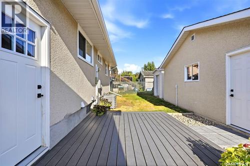 5871 Mckinley Avenue, Regina, SK - Outdoor With Exterior